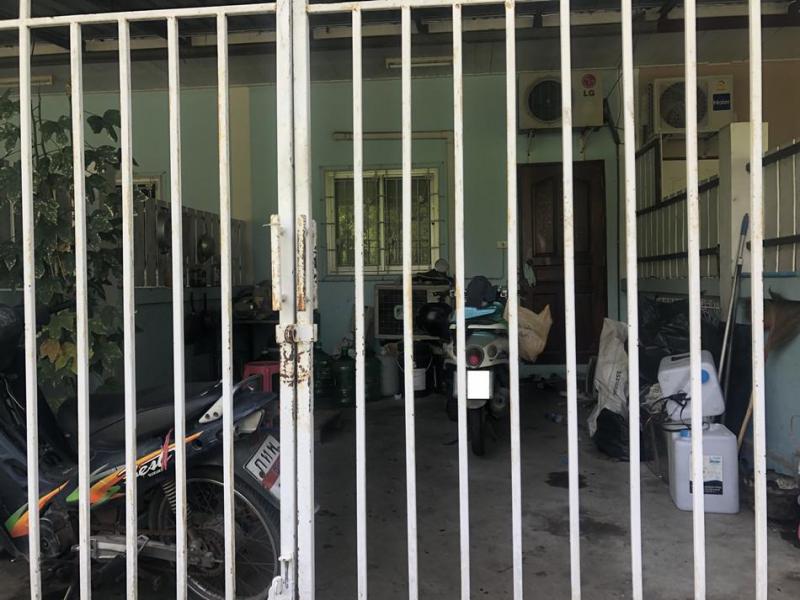 น้ำซึม เมืองอุทัยธานี อุทัยธานี